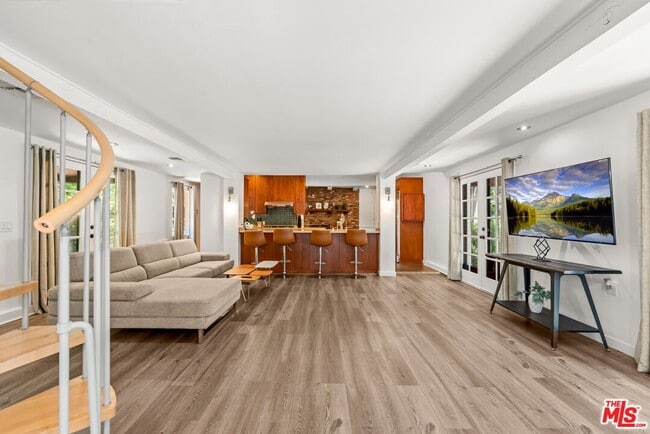 Building Photo - 23057 Sylvan St