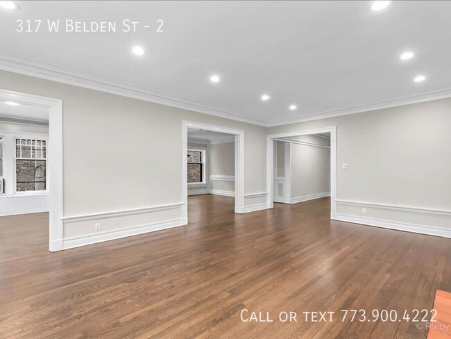 Building Photo - Lincoln Park Extra Large 3 bedroom 2 bath