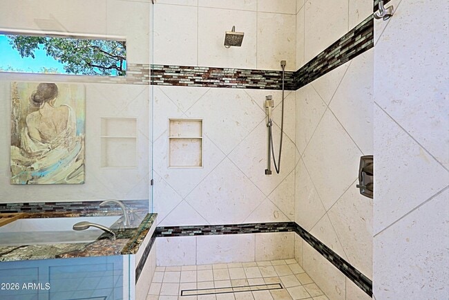 Building Photo - 6280 E Amber Sun Dr