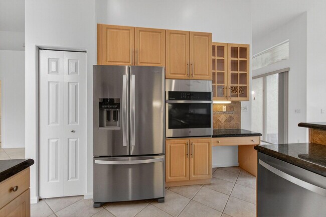 Building Photo - 7976 Monarch Ct