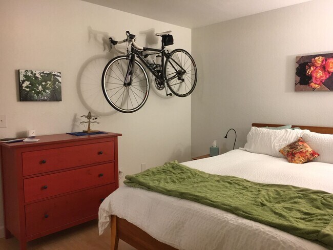 Building Photo - Lovely 1bd. Ground-Level Condo in Cotati