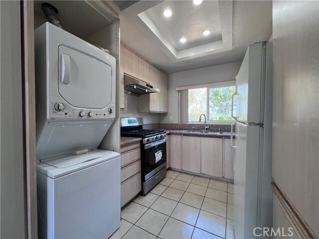 Building Photo - 800 Grand