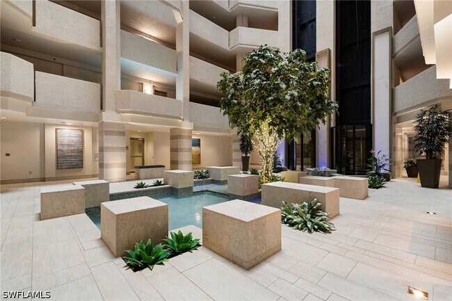 Building Photo - 4401 Gulf Shore Blvd N