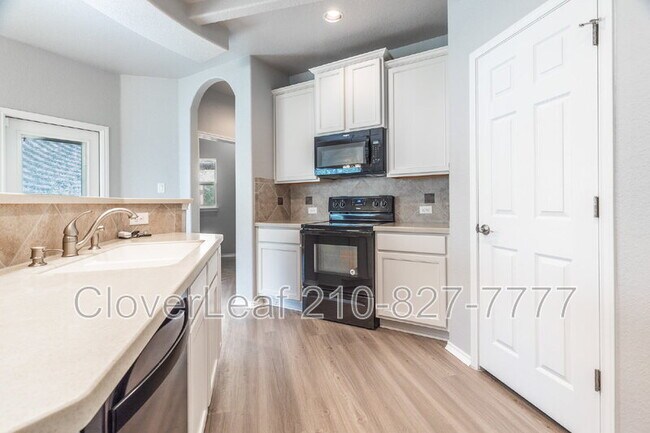 Building Photo - 11446 Sea Gull Ct