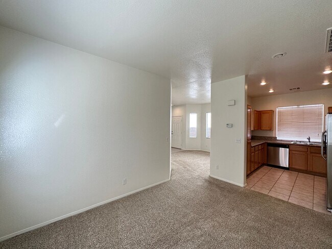 Building Photo - SANTA BARBARA AT SUMMERLIN