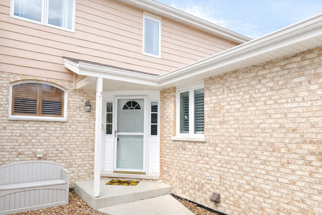 Building Photo - 7714 Northfield Ln