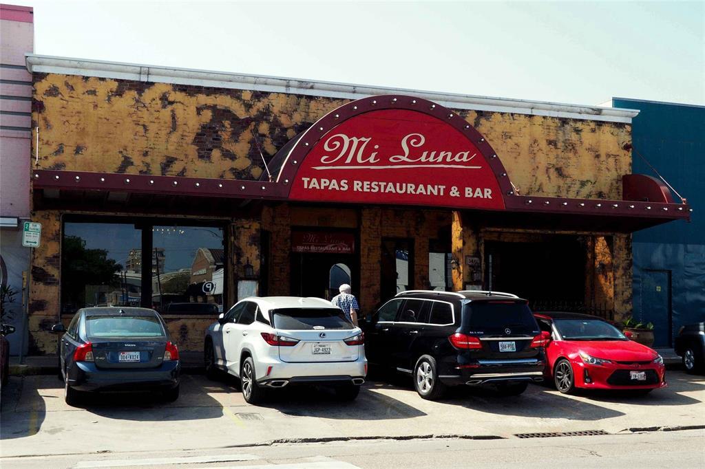 Rice Village Restaurant - 2400 N Braeswood Blvd