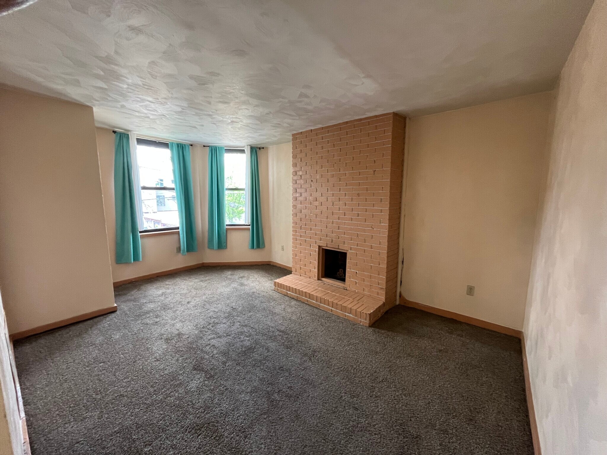 Building Photo - 201 S Millvale Ave