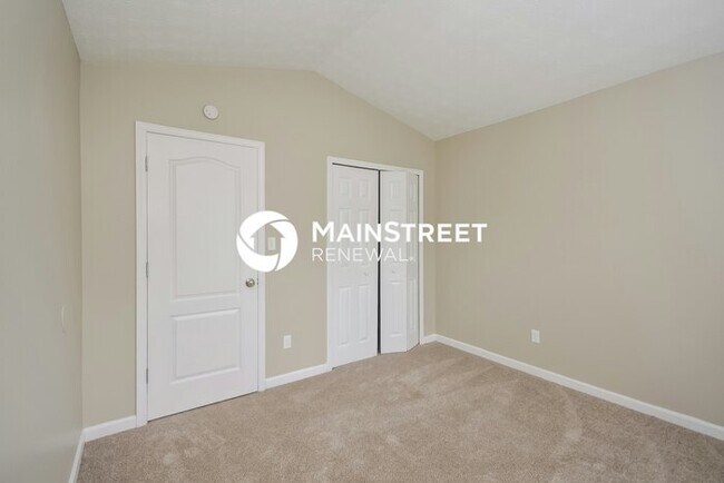 Building Photo - 4 Bedroom Pet-Friendly Home in Lithonia, GA with Main Street Renewal