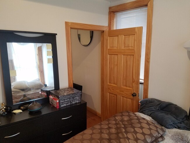 Building Photo - 329 N Preston St