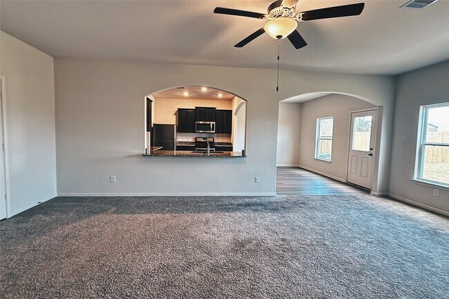 Building Photo - 20807 Sunshine Meadow Dr