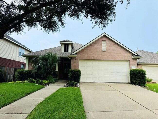 Primary Photo - 23247 Dewflower Dr