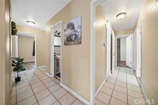 Building Photo - 15208 Flynn St