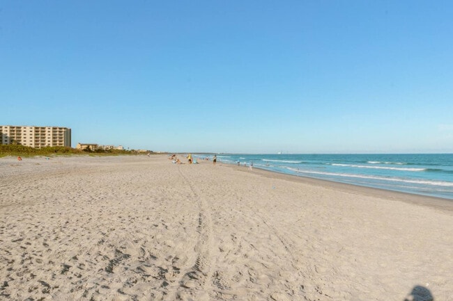 Building Photo - 555 Fillmore Ave