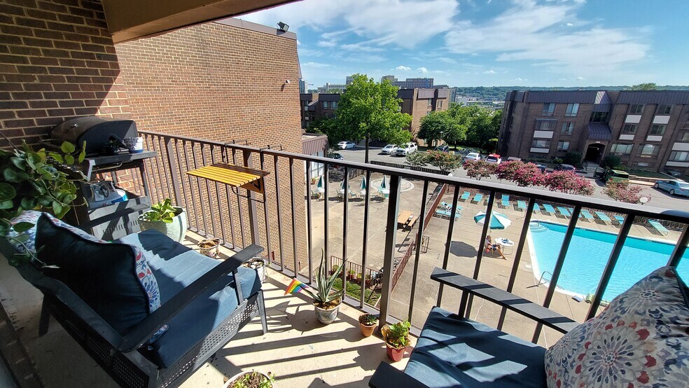 Building Photo - 134 Roberts Ln