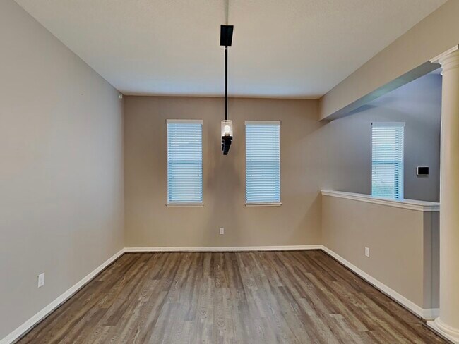 Building Photo - 2131 Lacosta Pl