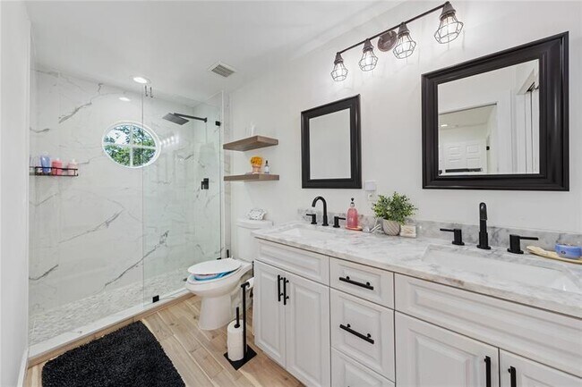 Building Photo - 15799 Menton Bay Ct