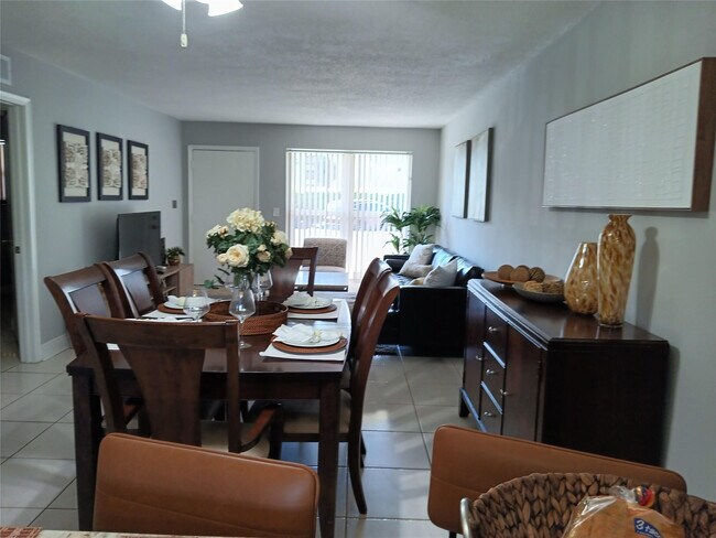 Building Photo - 55 SE 14th St