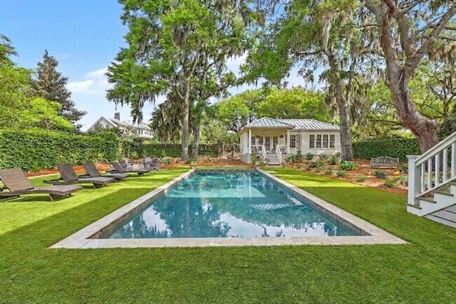 Building Photo - 172 Wando Reach Ct