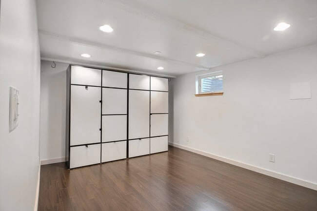 Building Photo - 4020 156th Ave SE