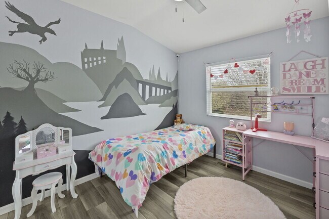 Building Photo - Spacious 4-Bedroom Home with Fenced Yard, 2-Car Garage & Scenic Views in Cheyenne Meadows