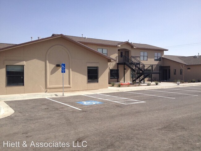Building Photo - 7218-7224 N Loop Dr