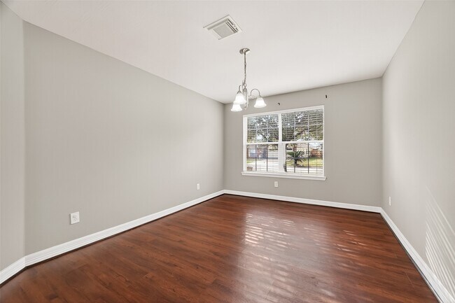 Building Photo - 1411 Heathcote Ln