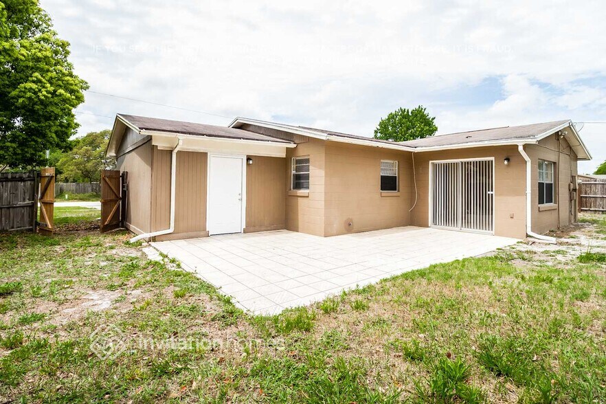 Building Photo - 2309 Otis Ave