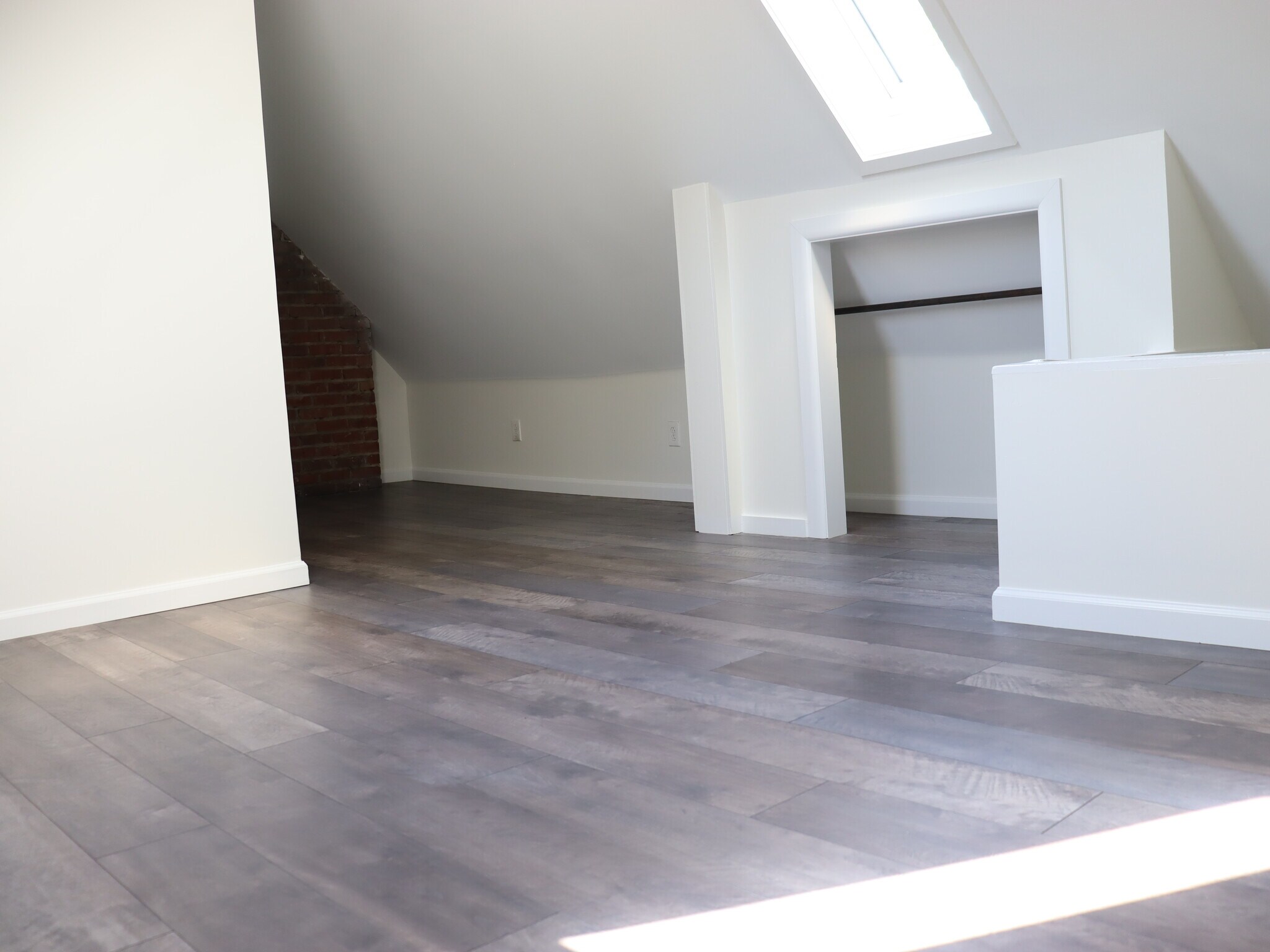 extra living space upstairs - 20 Olcott Ave