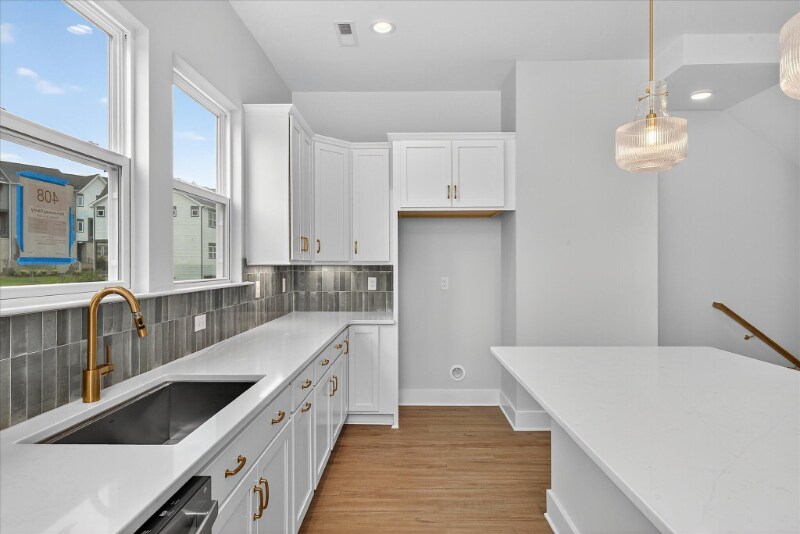 Building Photo - 408 Nathaniel Wy