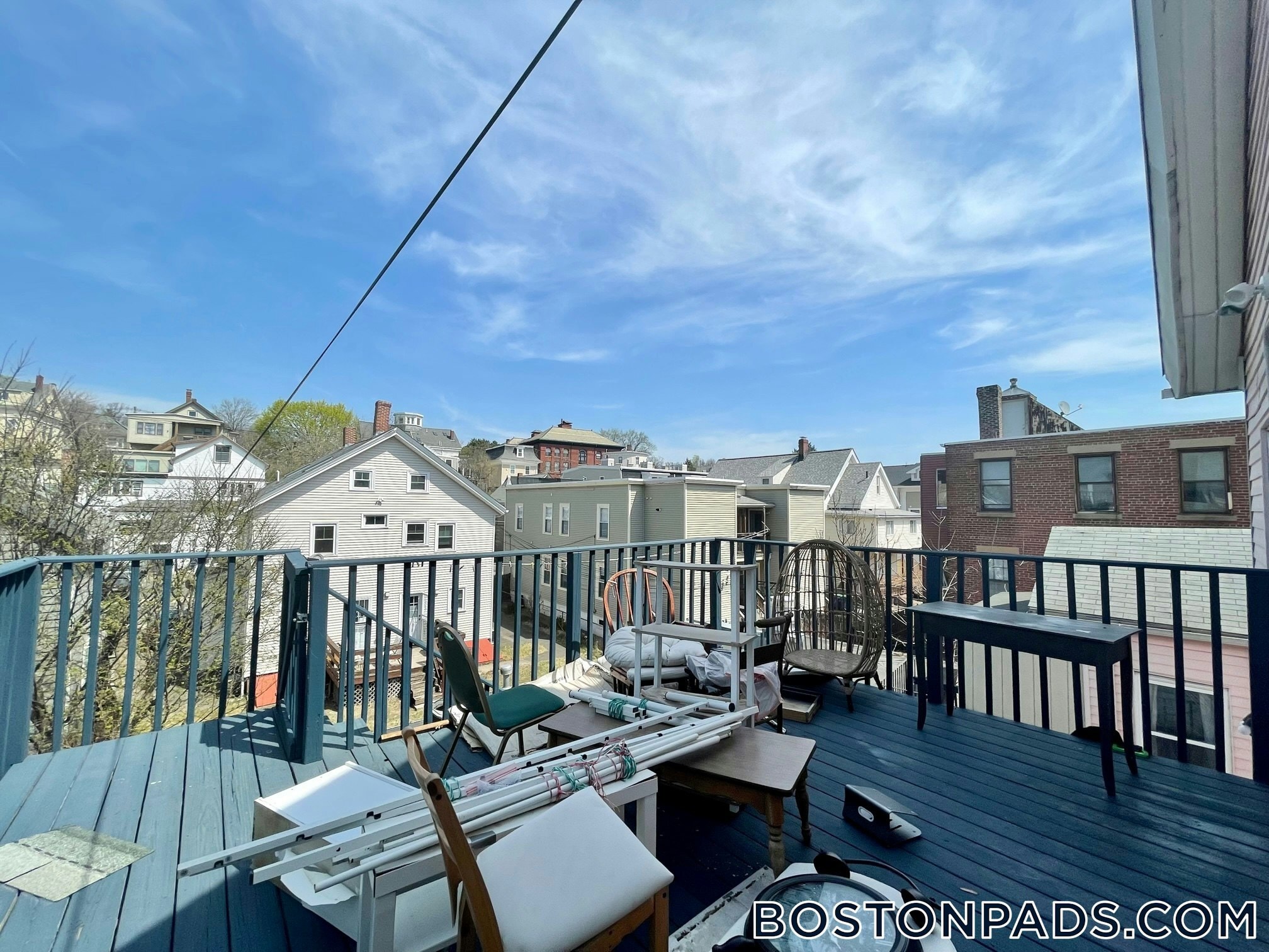 Building Photo - 585 Somerville Ave