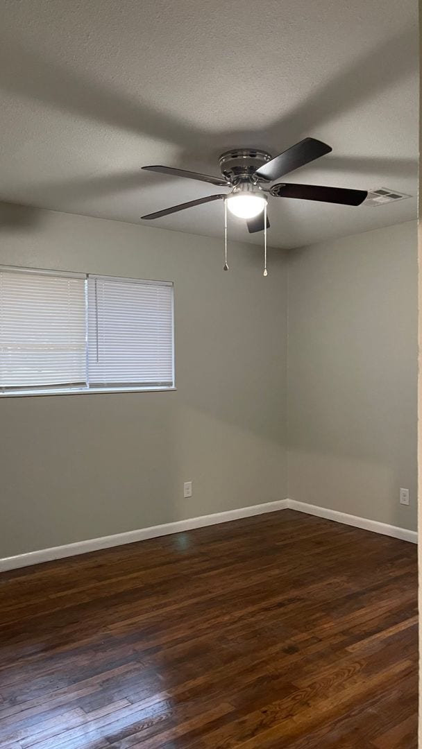 Building Photo - 3 Bedroom House Within Walking Distance of SFA