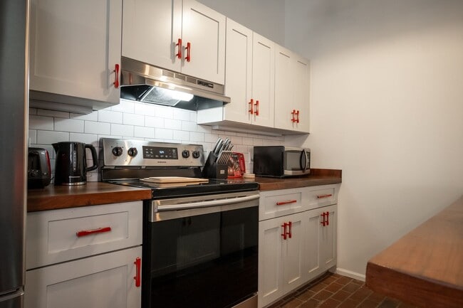 Building Photo - Cotton Exchange #202 - Available Now