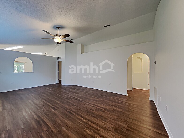 Building Photo - 2946 Mingo Dr