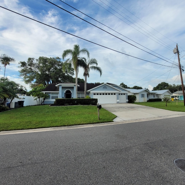 Building Photo - 16 Citrus Dr