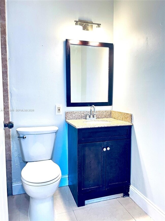 Building Photo - 560 NW 82nd Pl