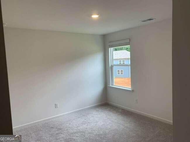Building Photo - 200 Dragon Dr