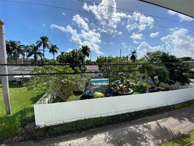 Building Photo - 1050 Atlantic Shores Blvd