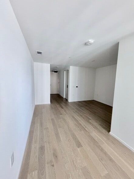 Bedroom - 333 Ward Ave