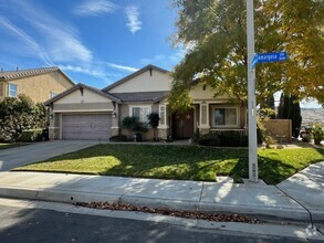 Building Photo - 1886 Amargosa Dr