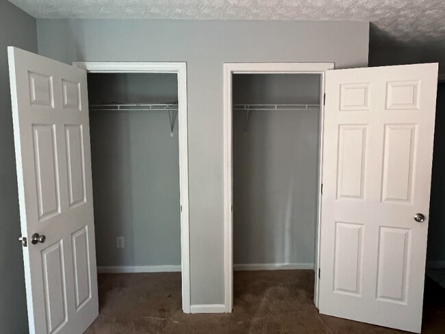 Building Photo - 4082 Hodgdon Corners Dr