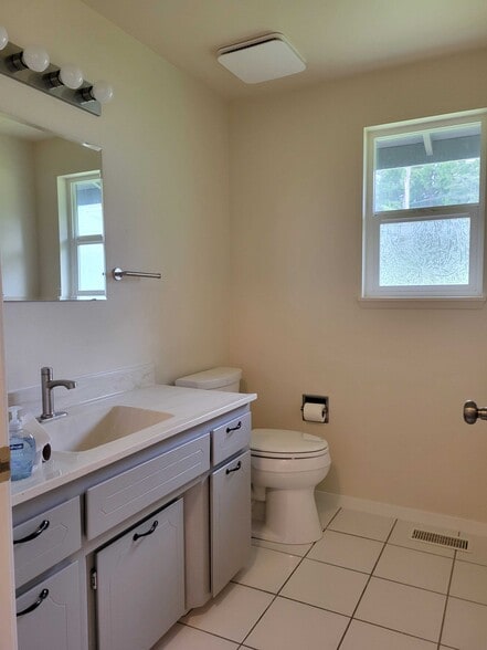 Building Photo - 163 Hurricane Ridge Dr