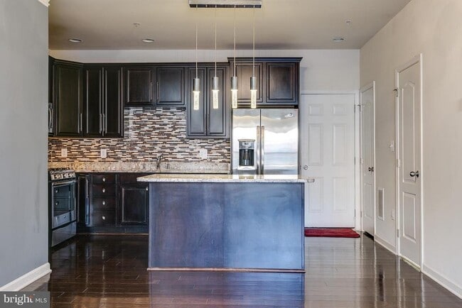 Building Photo - 23502 Belvoir Woods Terrace