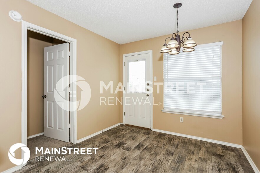 Building Photo - 634 Nightshade Dr