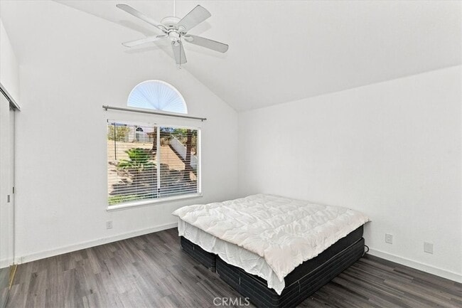 Building Photo - 421 Yellowstone Cir