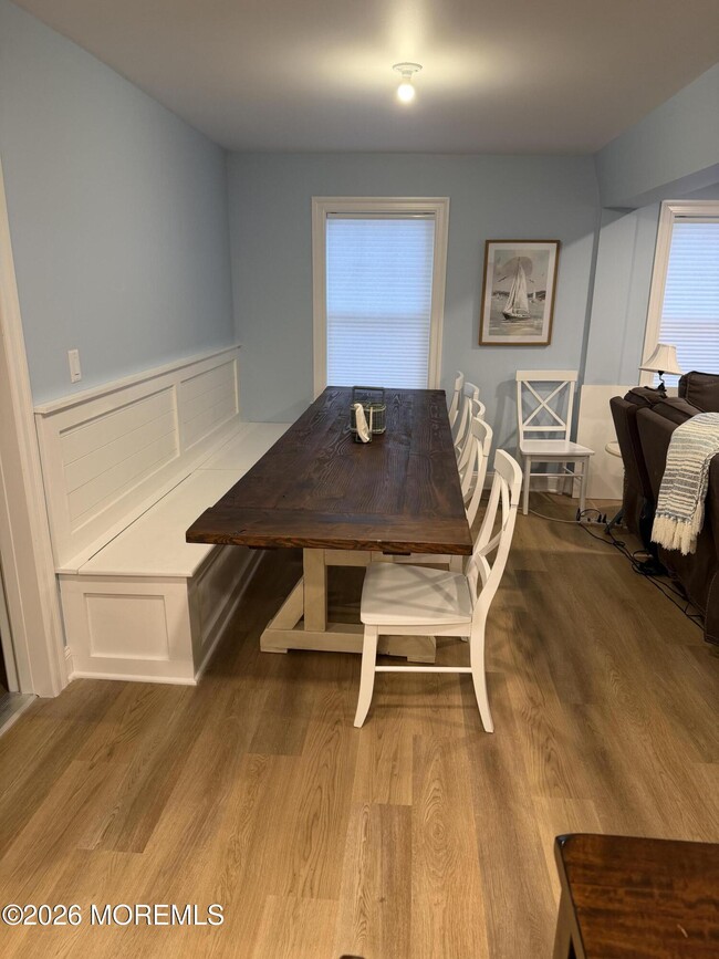 Building Photo - 408 13th Ave