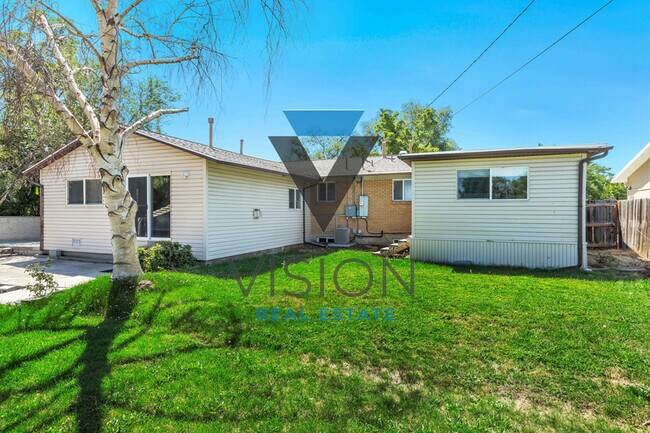 Building Photo - 1671 E 7080 S