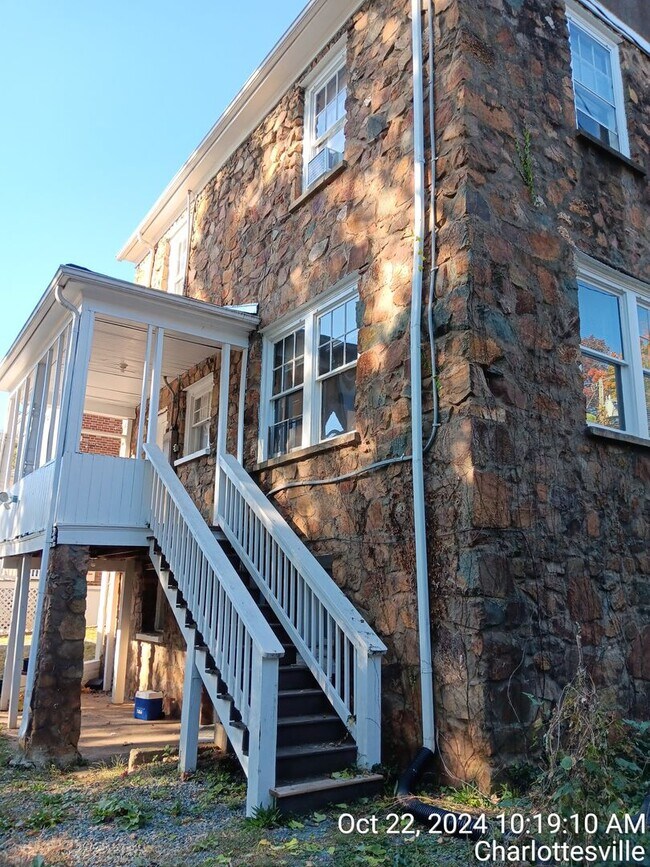 Building Photo - 502 14th St NW