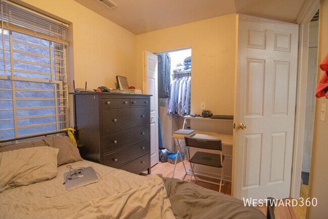 Building Photo - 1756 W Crystal-1R