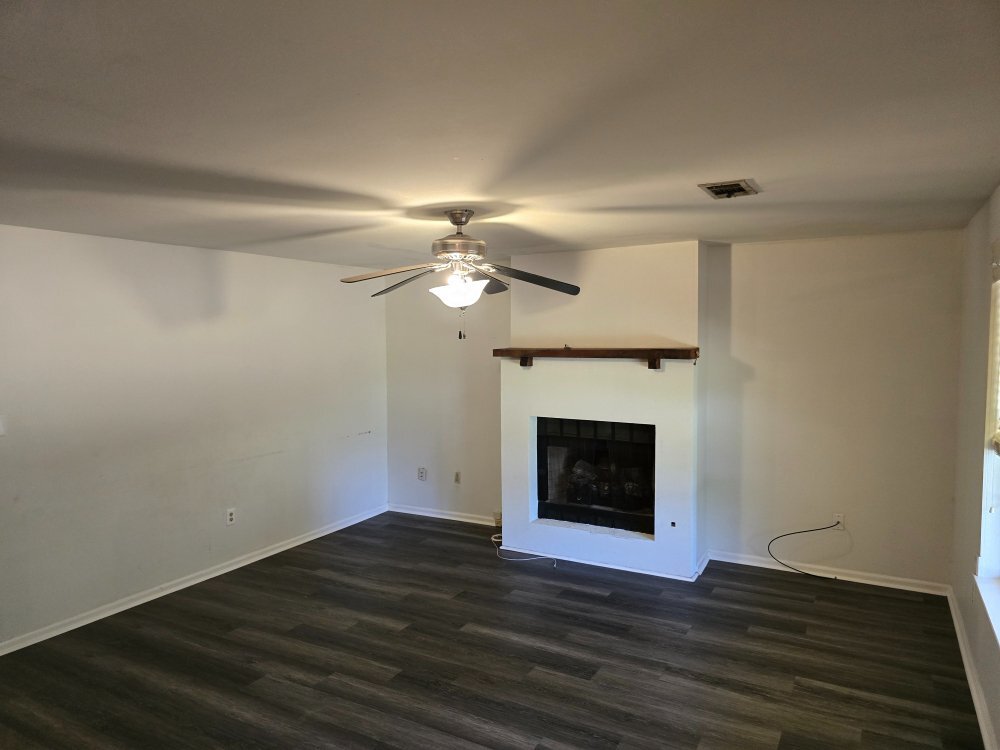 Building Photo - 23 Vantage Dr